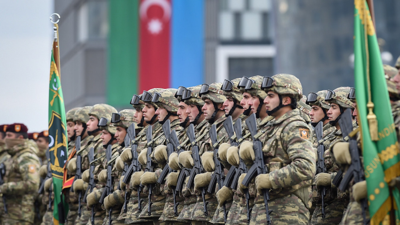 F7239619 126A 4759 BF6C A38F99BFFE15