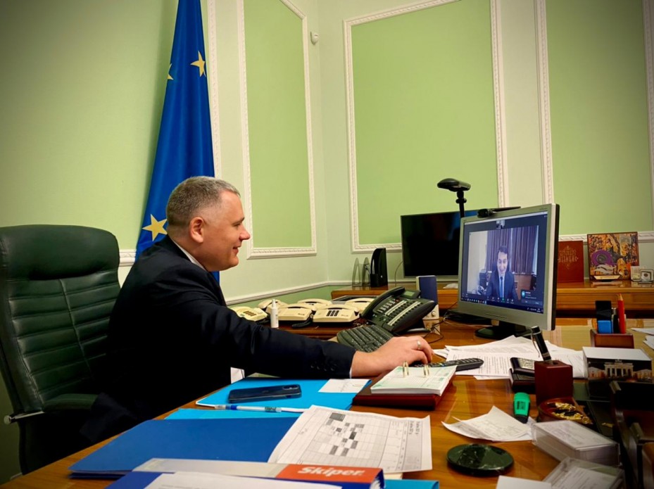 4f5712c0a96e0779ce340330af38e469 1619113213 extra large