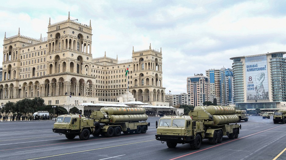 Machtdemonstration vor dem