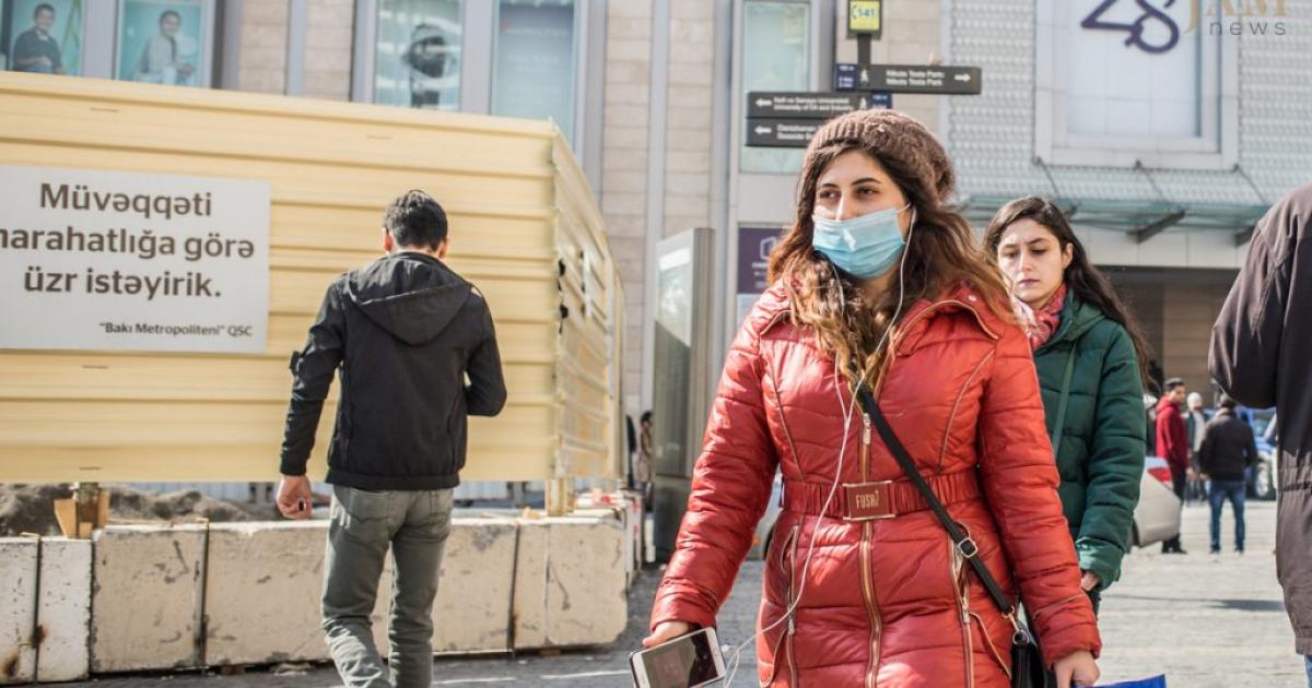 Azerbaijan Baku maska coronavirus korona virus tibb street girl 1024x598.jpg