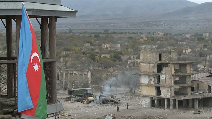 Thumbs b c 552033e9bf038c922ca78f76a1227e09