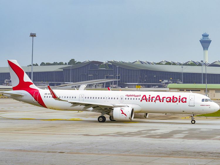 Air Arabia 16bd6330c81 large