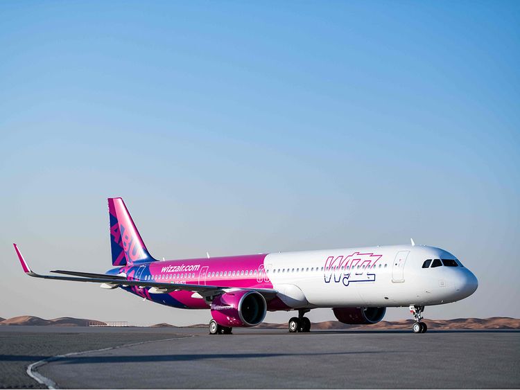Stock Wizz air Abu Dhabi 2 17a2801e1fc large
