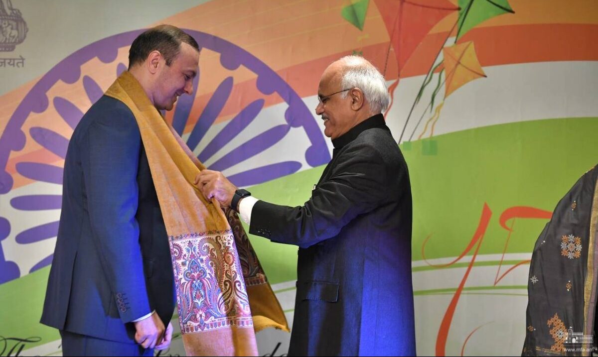 16290482402199 scaled