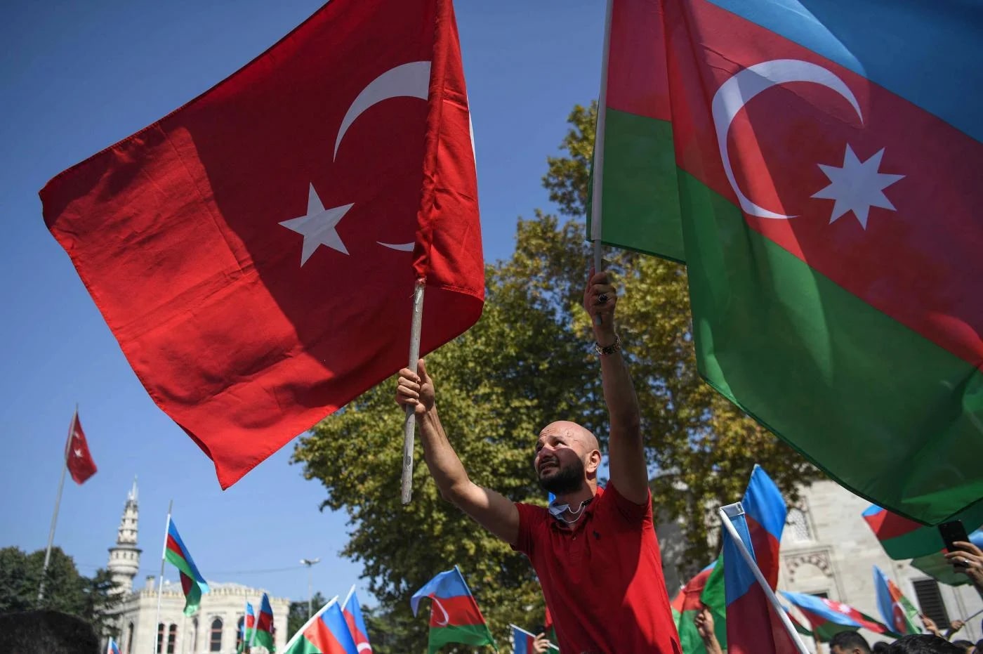 Turkey azerbaijan flags istanbul protest 4oct2020 afp