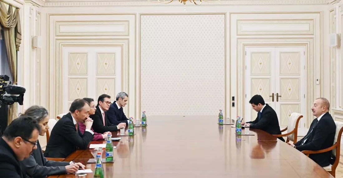 XAliyev,P20with,P20European,P20Delegation,P20200122,P20b.jpg,qitok=PHj8AijD.pagespeed.ic.k6 Tm5dH