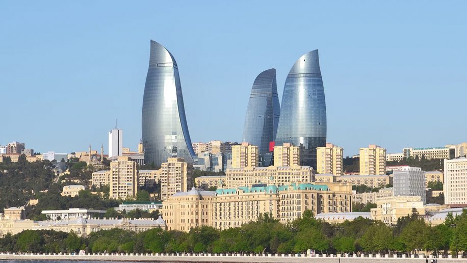 Baku 916x516