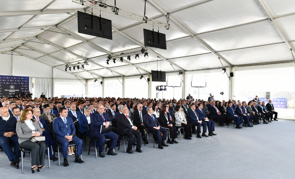 16506119455114035070_1000x669