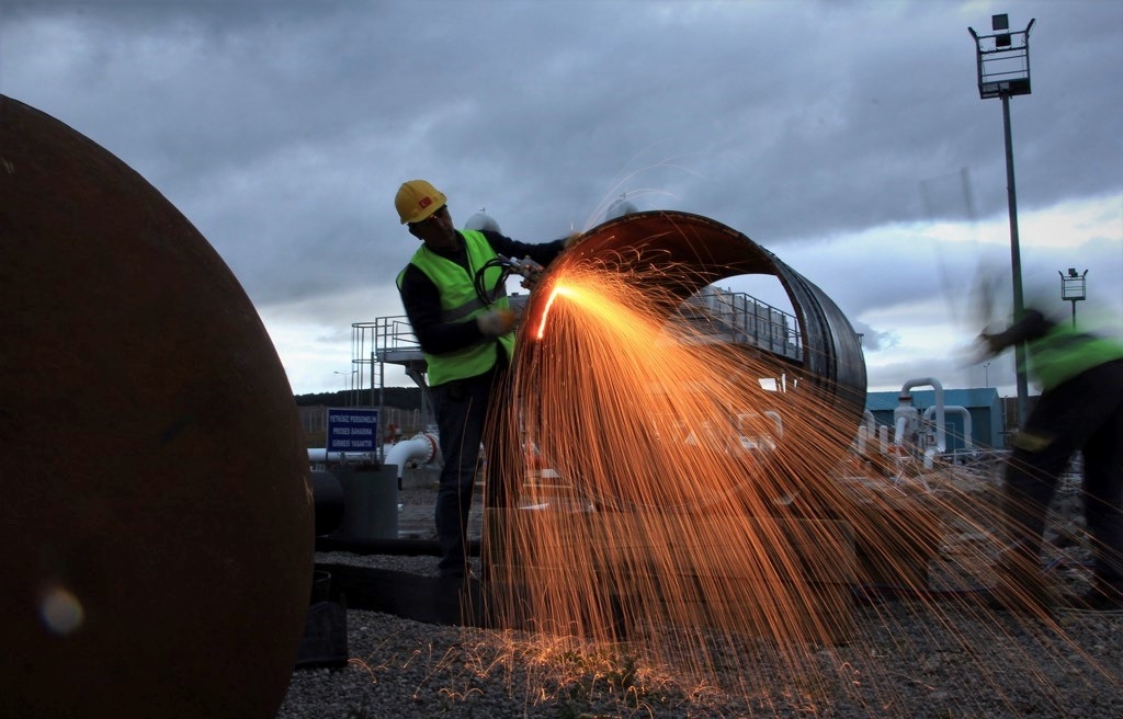 368645 boru hatti kaynak calismasi