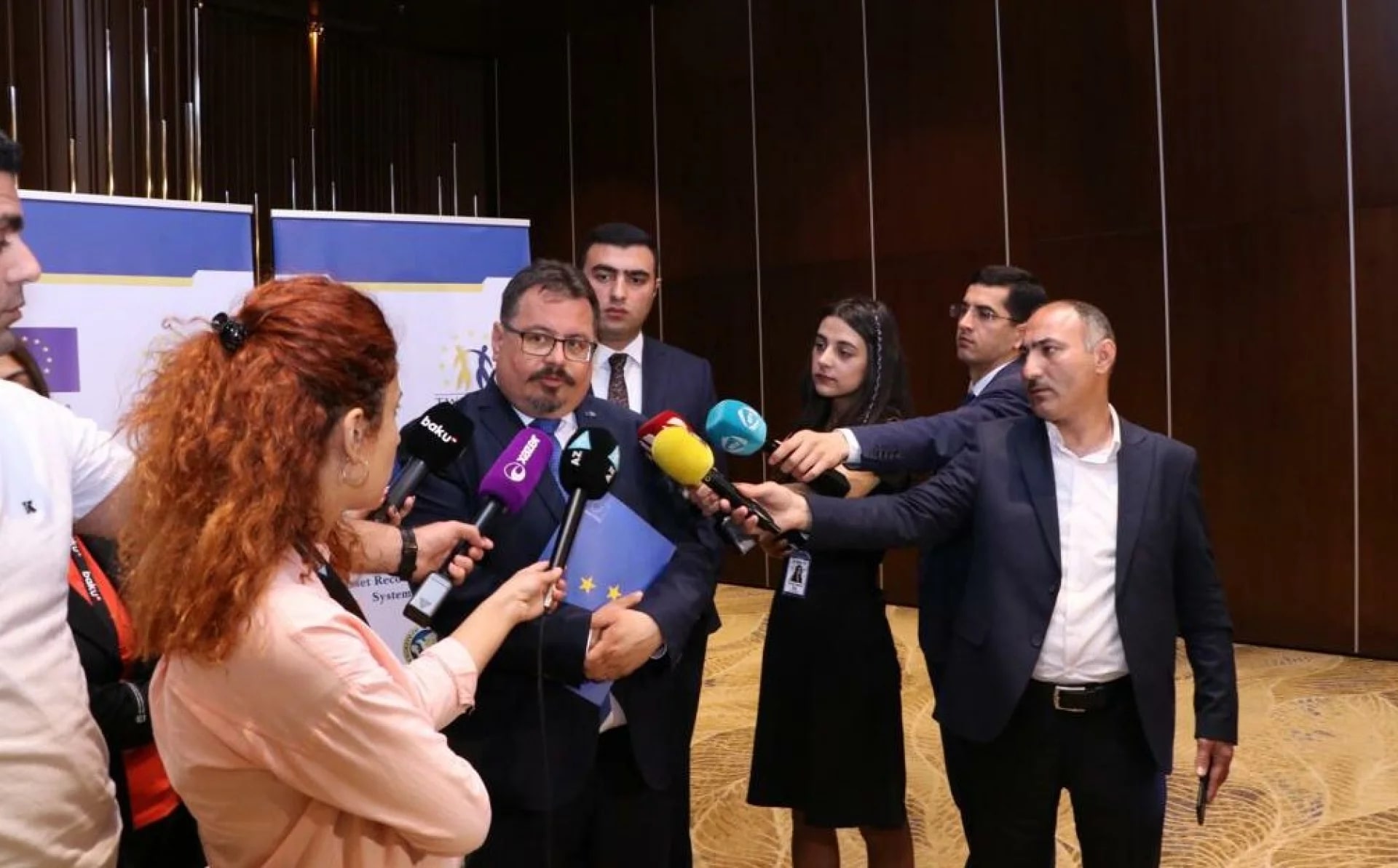 Az asset e1653901520335 b1df02cc