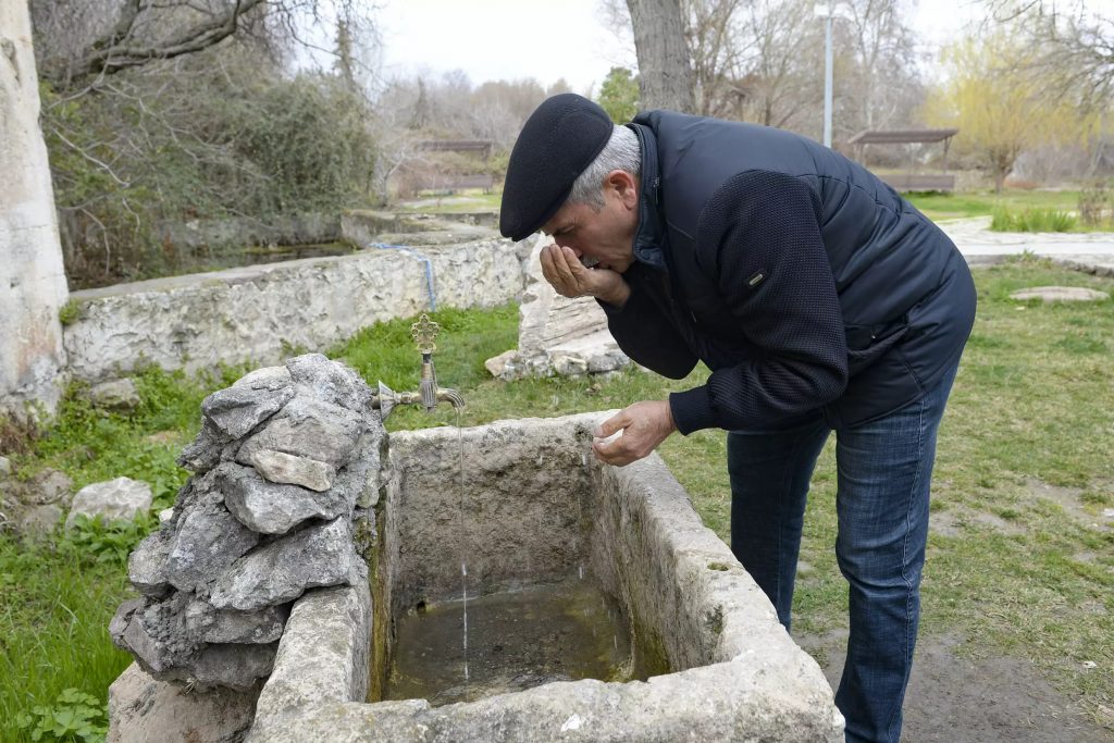 c6f28e0ed4d361421dc3ba2497ab16b513f94e87