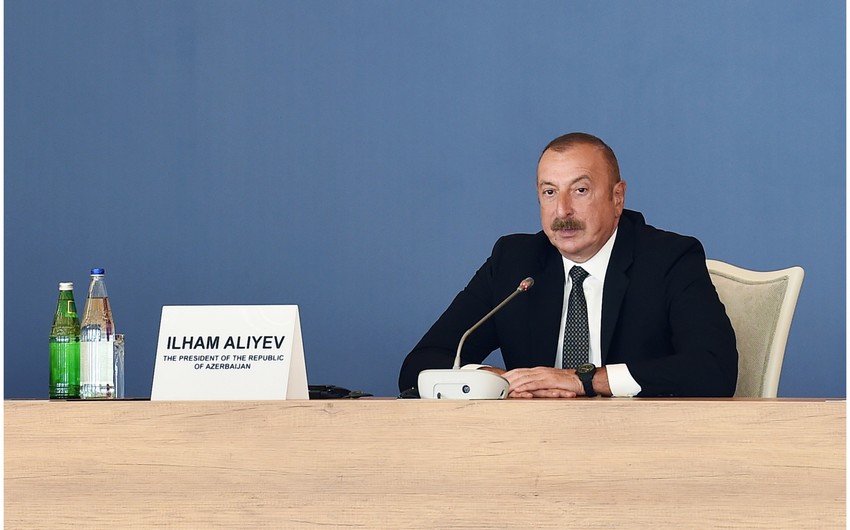 820e49a1 e30d 33a8 b4c1 e1d79a3a6d74