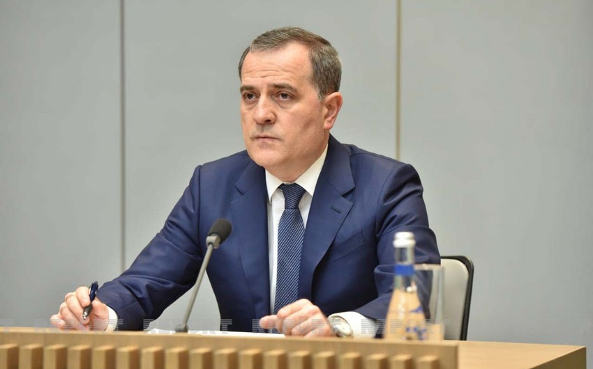 49357218 a4f5 3860 857d d0ee08c0bba2