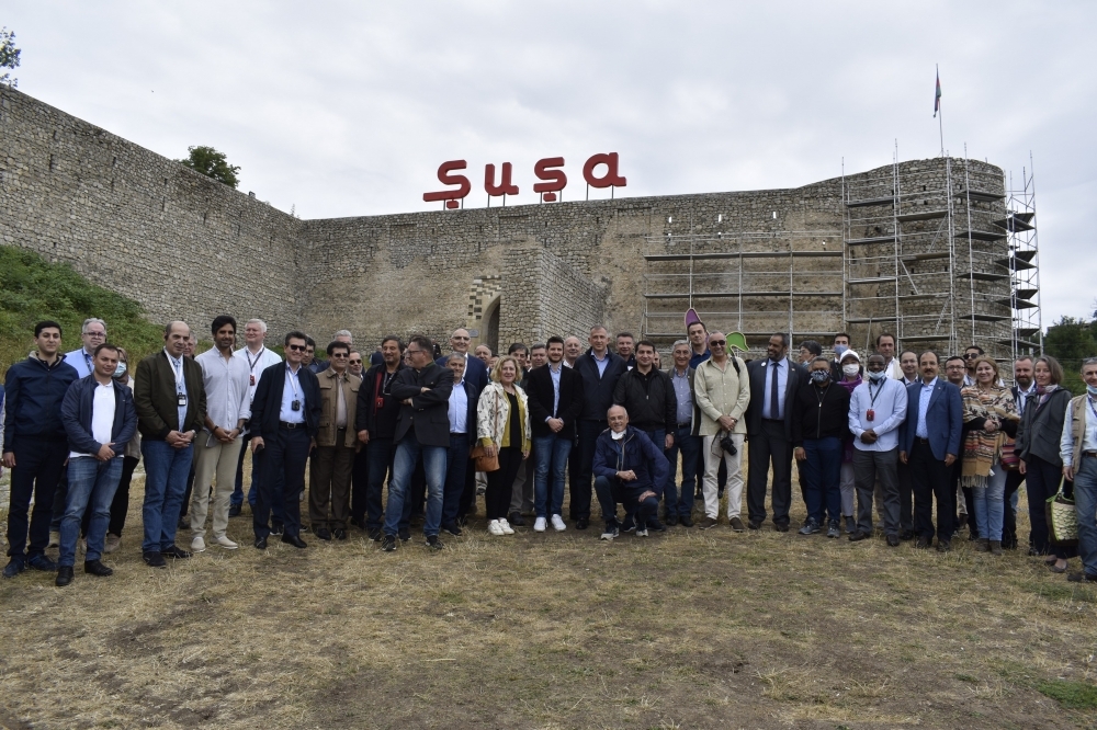 60efc8d8a310efa1e3aec547