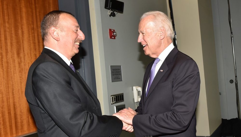 16477945922868231986 1000x669