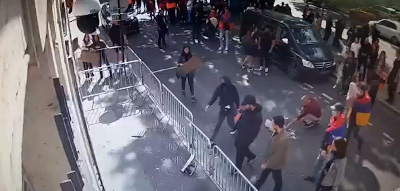 Thumbs b c d681963b94ef596f0c23ef753b9c2ea2