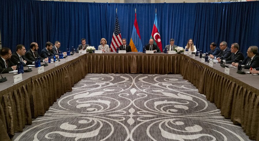 1144803 1 0920 Armenia Azerbaijan standard