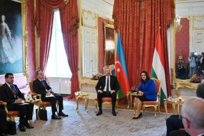 327bb9d6 01f6 34cc bdb9 a03dda9a2f11