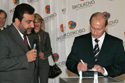 KMO 141501 05837 1 t222