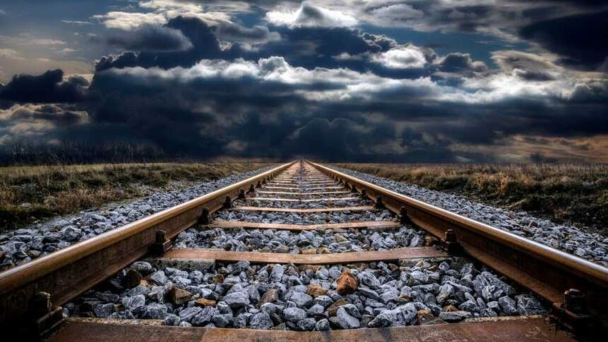 Railway track 1280x720