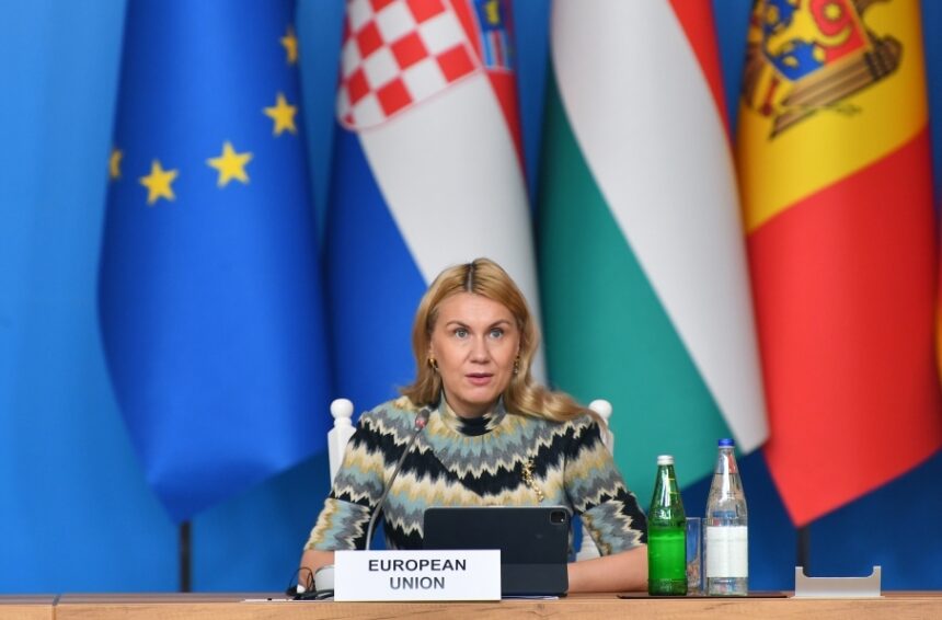 1675406877137992007 1000x669