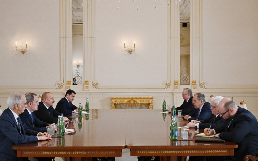 2b74e65e d0c6 3af1 9f92 4d59b03a57d1