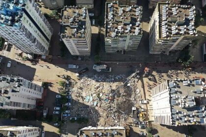 Thumbs b c ec402b2a2420b4ea64345a294b4b24ff