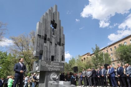 01000000 c0a8 0242 0b66 08db46378586 w1200 r1