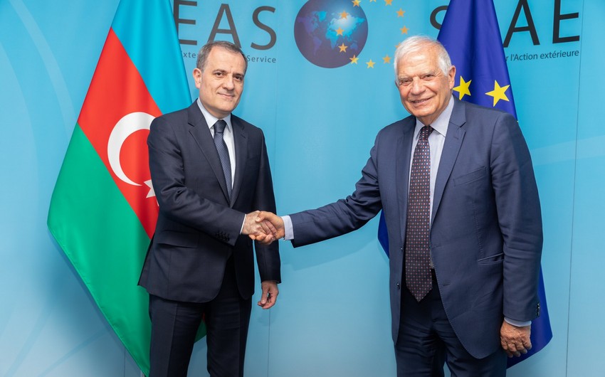 128972bd 19ce 300d b933 bf227e979e93