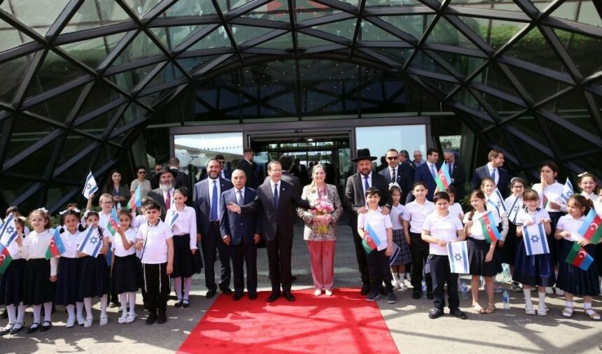 168542983264759e48c41fa5.61274883