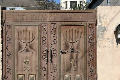 B1xU4kMUn 0 54 1280 721 0 x large