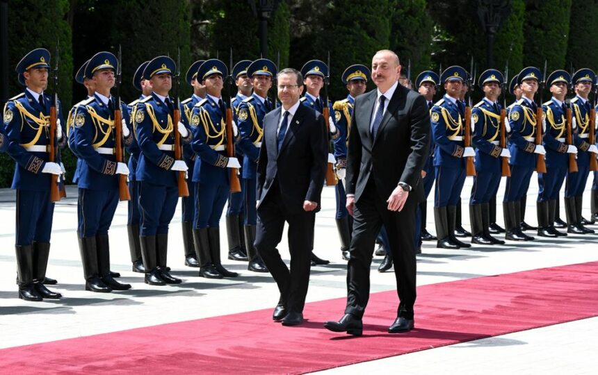 686b1a4c52aedb5b66e587e55c195349