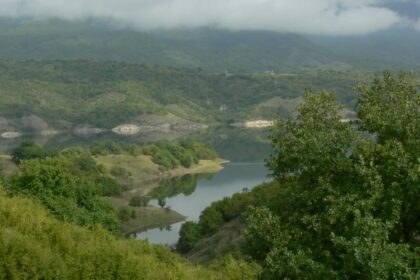 Sarsang reservoir Source Wikimedia Commons 1536x1152.jpeg