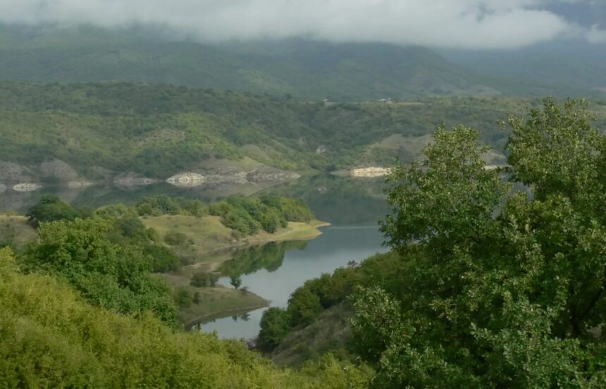 Sarsang reservoir Source Wikimedia Commons 1536x1152.jpeg