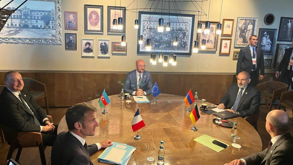 reunion-nikol-pashinyan-ilham-aliyev-emmanuel-macron-charles-michel-olaf-scholz