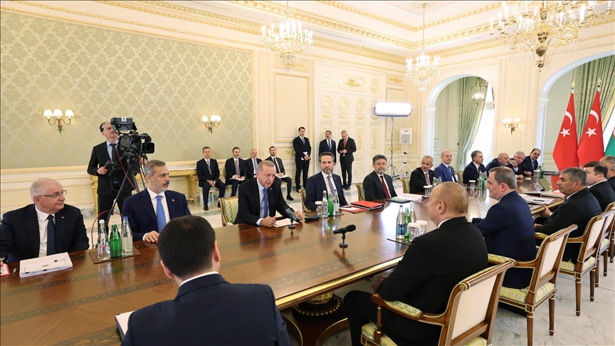 Thumbs b c 258fd19247a5153f2159e6f232658a87