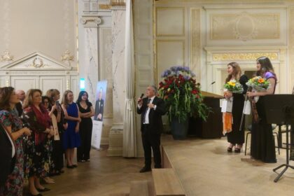 1687949313152145617 1000x669