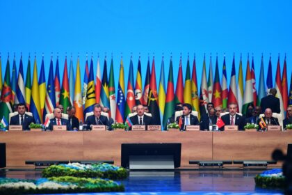 16885400241957325061 1000x669