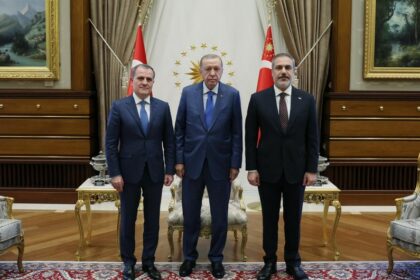 417ad596 aa30 3ce9 b650 46d510c32dd9