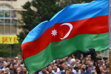 Thumbs b c dfe8cce2f7fb3bfc7179c66b68977254