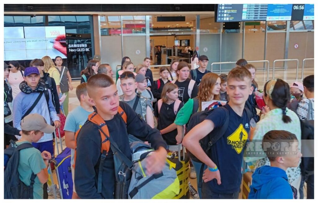 f584b48b-fd7c-322d-b23f-620a58a4ff24