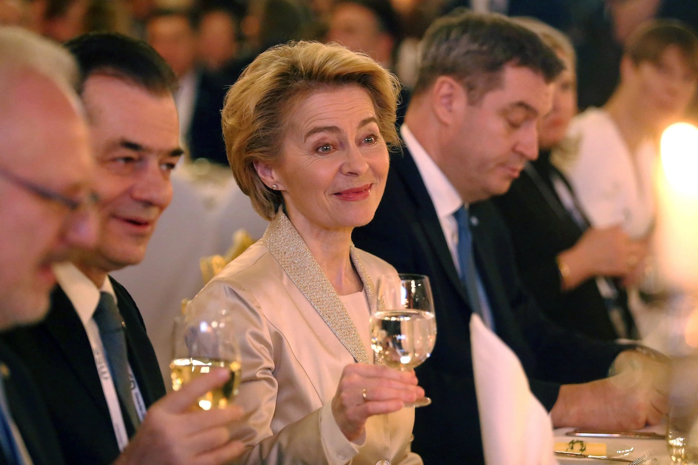 3584e8da 9384 4e13 8cae b12eeb795822