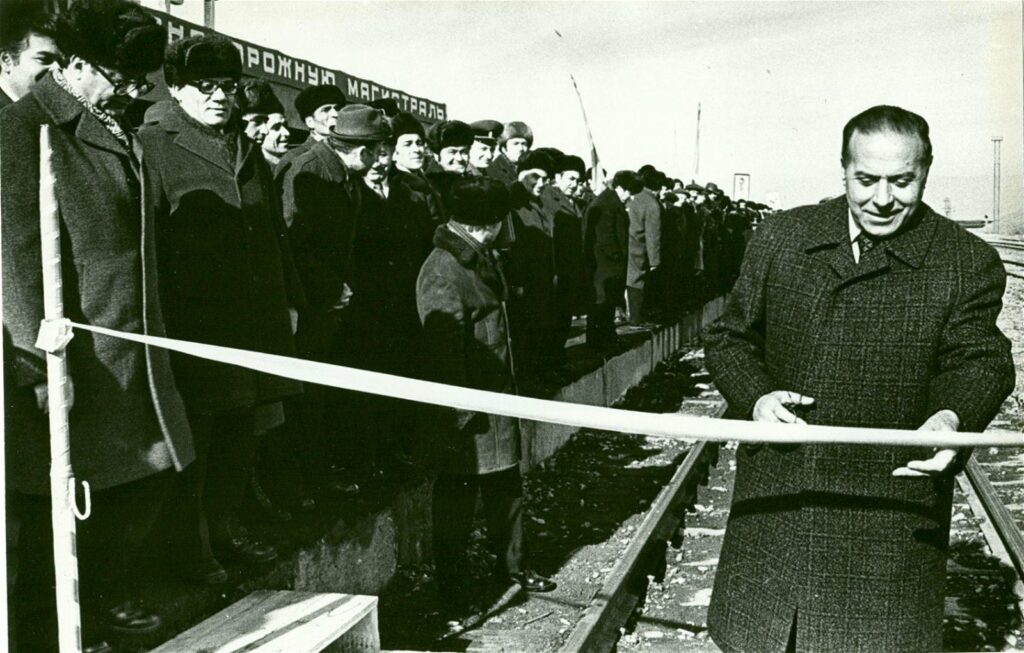 63197606869d57f4c1302f29544293e5