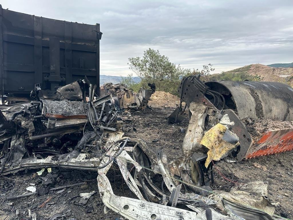 f7bbfde2a13b7184c2887786a3a1af52