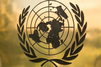 Intounologogjpg100~ v gseagaleriexl