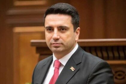 080423c8bd512aaac24e7d85c701d3359bae4b