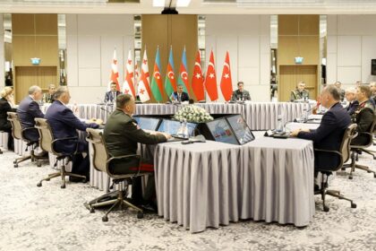 Vstrecha Ministrov Oborony Azerbajdzhana Gruzii I Turtsii 2