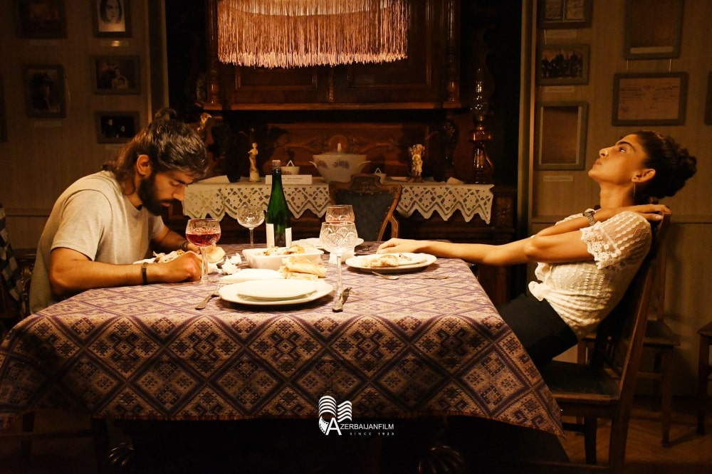 16371408825683735742 1000x669