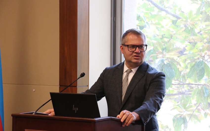 3e97c52f 19ac 364e 9a5b 1017071361e0 850