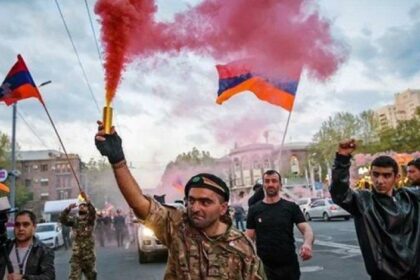 5ebfeb6b975f5b7872ff7125b96da196